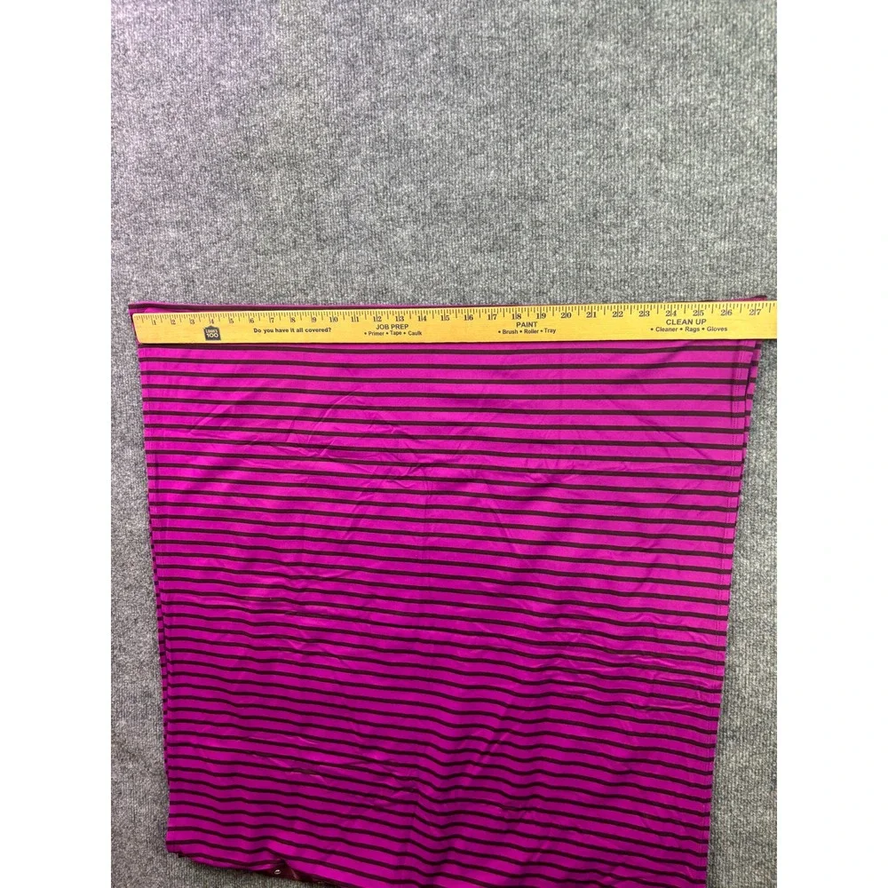 Lululemon Vinyasa Scarf Women OS Magenta Striped Snap Wrap‎ Scarf